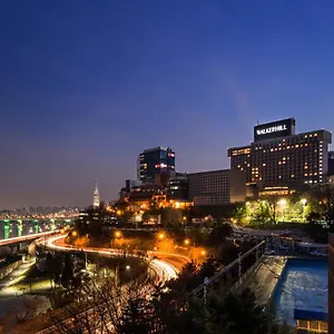 酒店 华克山庄首尔大酒店, 首爾